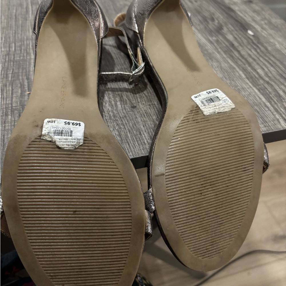 Elegant Pewter Metallic Heeled Sandals - Picture 5 of 6